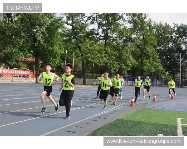 拼搏青春是中国篮球的底色，拼搏是青春的底色演讲稿